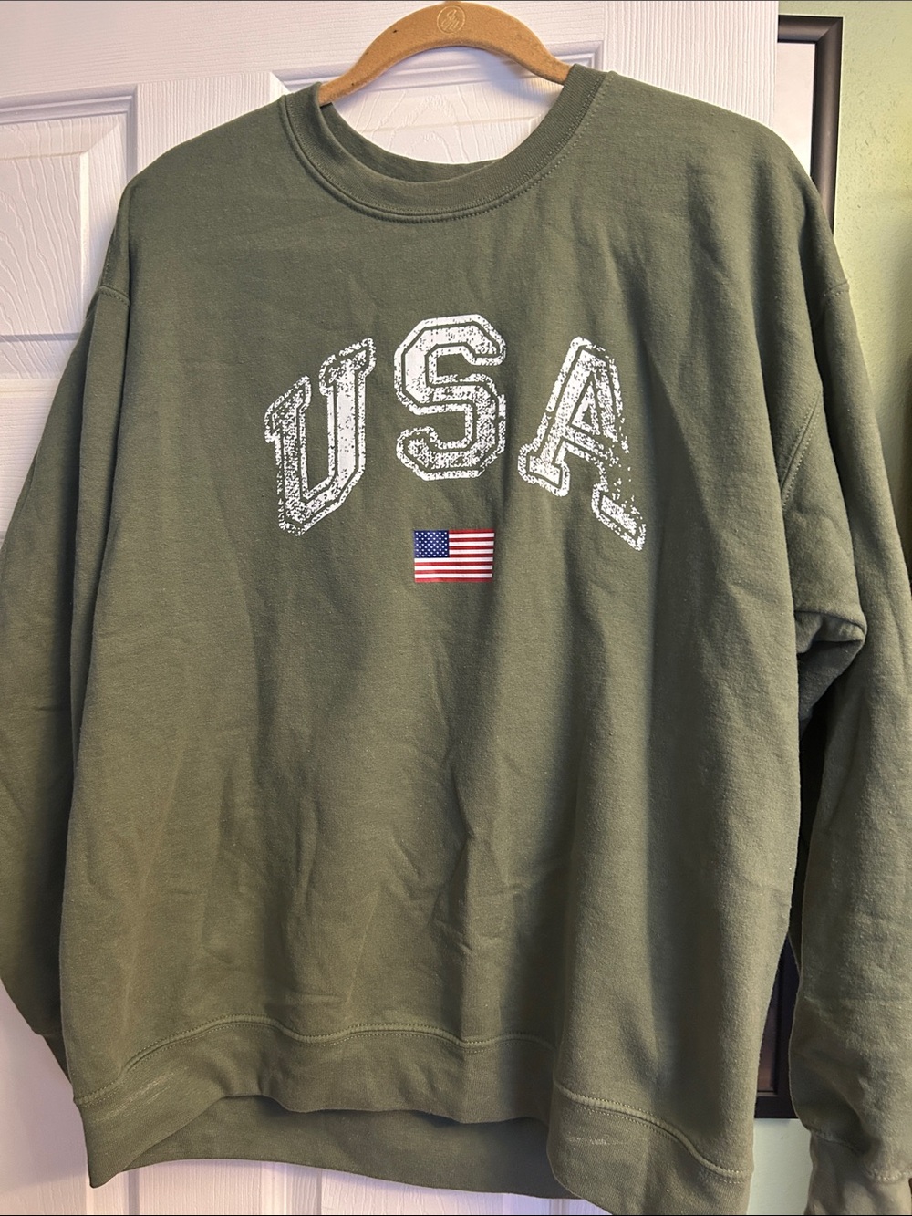 Gildan Olive Green USA Crewneck Sweatshirt with Flag Graphic